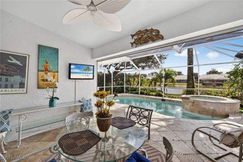 550 Captn Kate Ct 22, Naples FL - photo 21 of 38