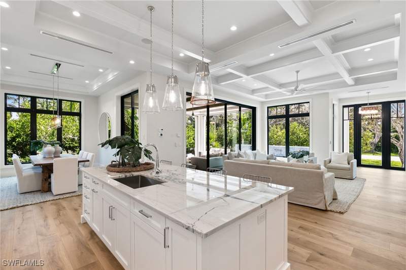 4 bedroom SingleFamilyResidence at 1191 7th Ave N, Lake Park, Naples — photo 4