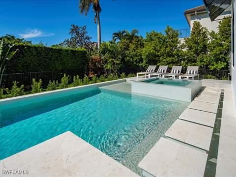 612 Binnacle Dr, Naples FL - photo 17 of 50
