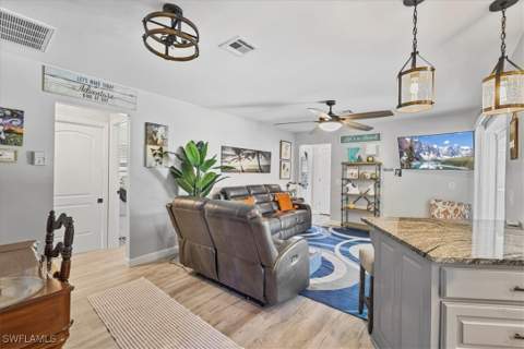 206 SE 45th Ter, Cape Coral FL - photo 8 of 28