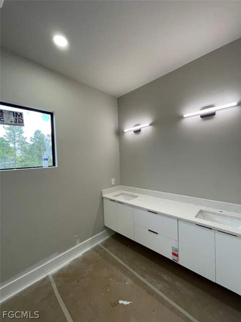 1601 W 9th St, Lehigh Acres FL - photo 10 of 23