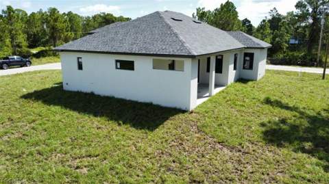 1601 W 9th St, Lehigh Acres FL - photo 12 of 23