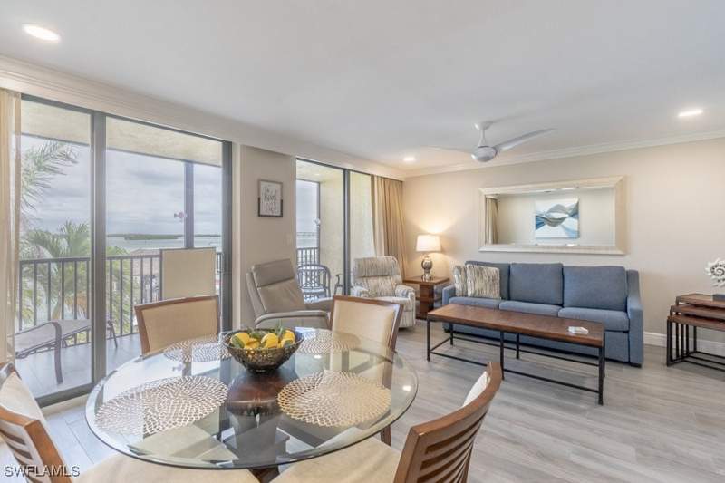 1 bedroom Condominium at 10 Tampa Pl 203, Sunrise Bay Condo, Marco Island — photo 5
