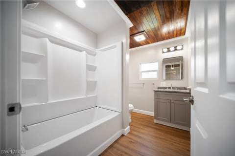 1157 4th Way, North Fort Myers FL - photo 14 of 34