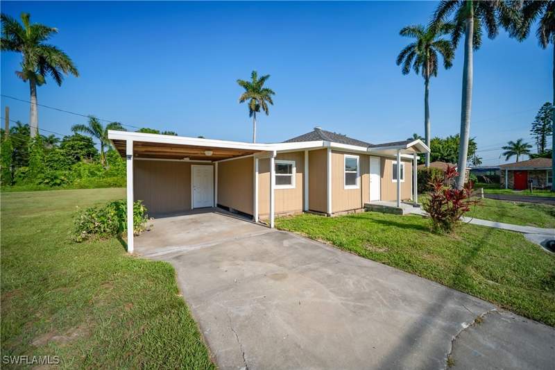 2 bedroom SingleFamilyResidence at 1157 4th Way, Cabana City, North Fort Myers — photo 3