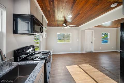 1157 4th Way, North Fort Myers FL - photo 9 of 34