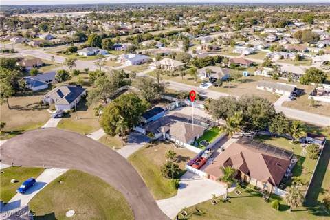 240 Laurent Ct, Lehigh Acres FL - photo 7 of 45
