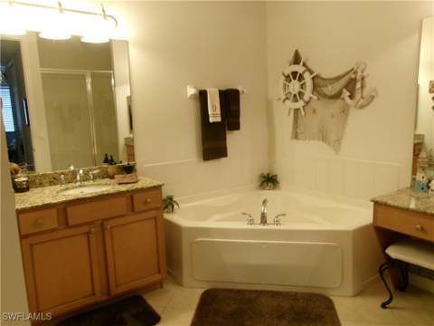 174 Shadroe Cove Cir 1002, Cape Coral FL - photo 17 of 48