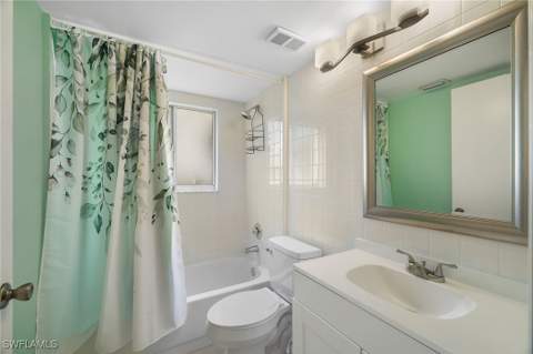 7706 Jewel Ln 101, Naples FL - photo 13 of 37