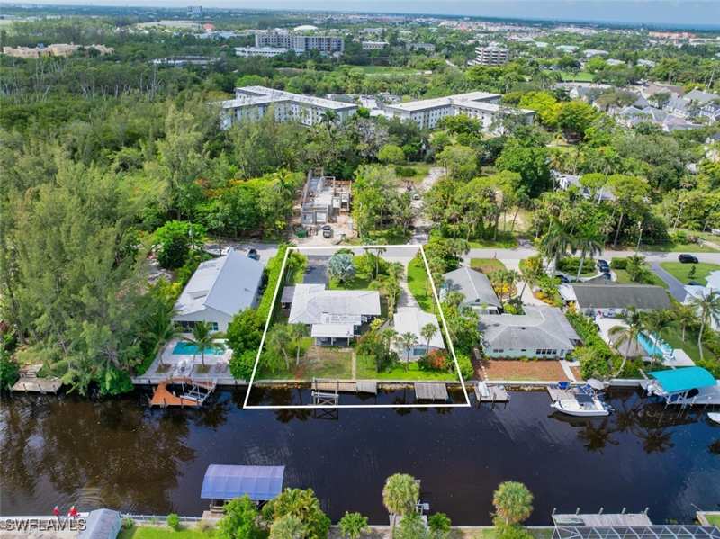 3 bedroom SingleFamilyResidence at 1483 Bembury Dr, Storter, Naples — photo 1
