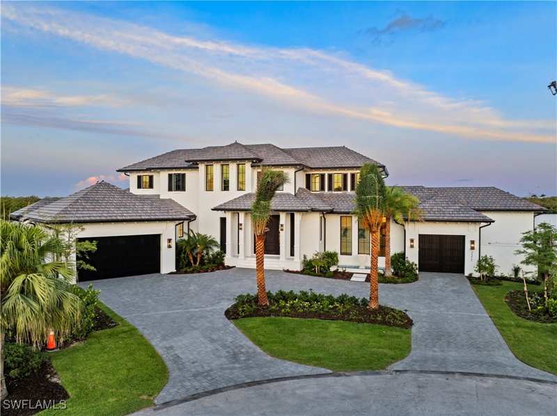 5 bedroom SingleFamilyResidence at 2375 Snook Dr, Royal Harbor, Naples — photo 1