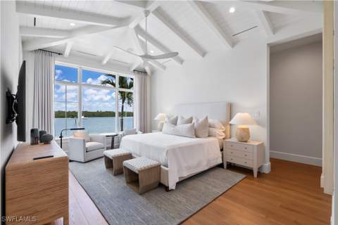 2375 Snook Dr, Naples FL - photo 13 of 34
