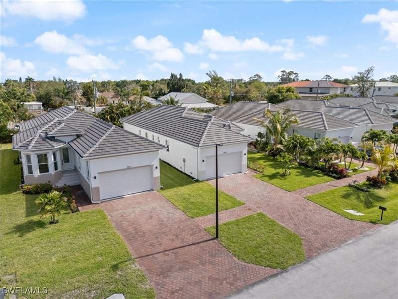 3 bedroom SingleFamilyResidence at 2537 Linda Dr, Linda Park, Naples — photo 4