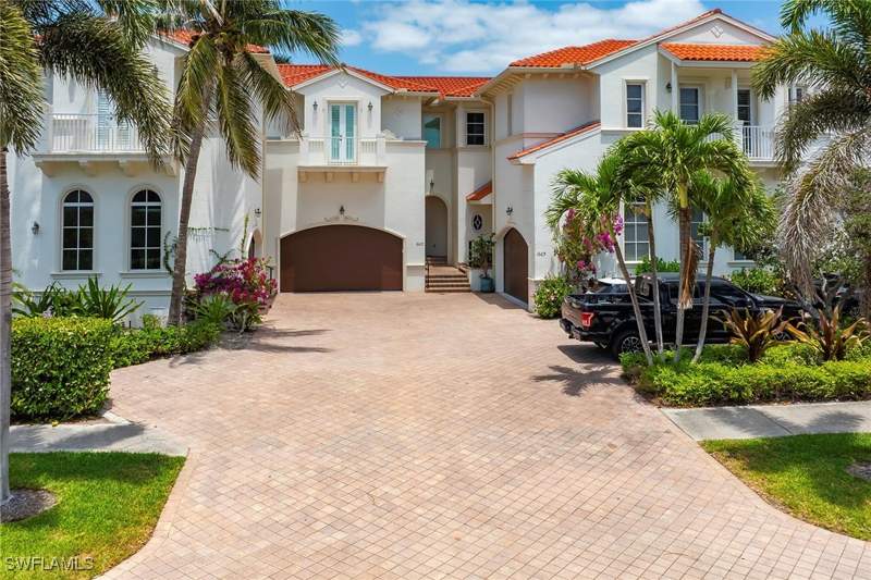 3 bedroom Attached at 1603 Curlew Ave 1603, Golden Shores, Naples — photo 2