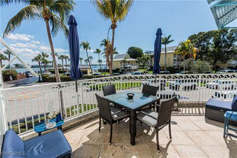 1001 10th Ave S 211, Naples FL - photo 12 of 49