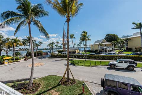 1001 10th Ave S 211, Naples FL - photo 17 of 49