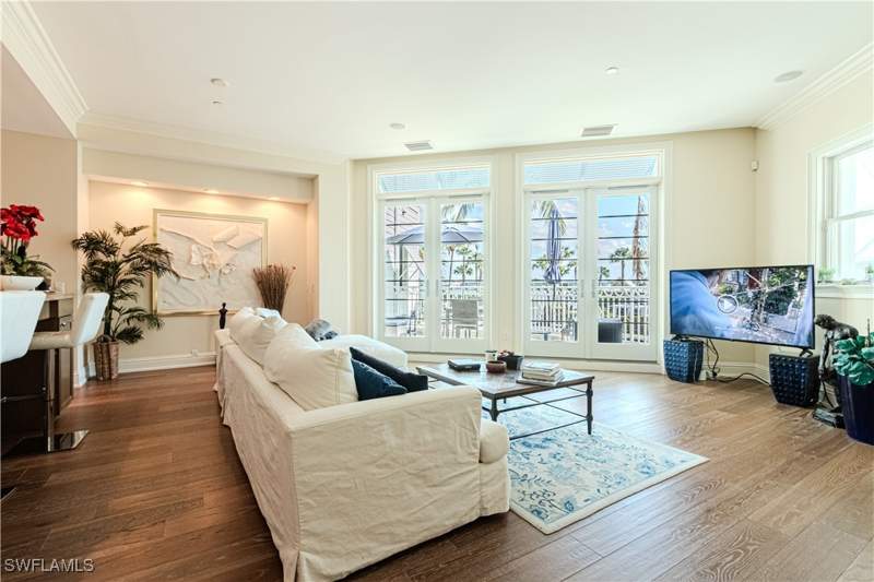 3 bedroom Condominium at 1001 10th Ave S 211, Olde Naples, Naples — photo 4