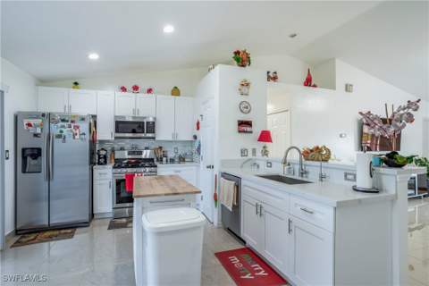 1228 NW 14th Pl, Cape Coral FL - photo 9 of 25