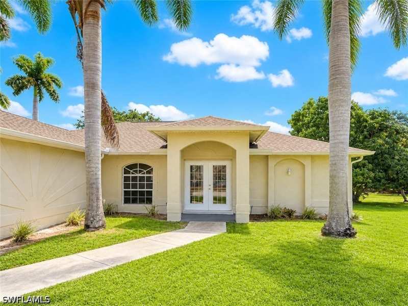 4 bedroom SingleFamilyResidence at 305 SE 16th Pl, Cape Coral, Cape Coral — photo 1