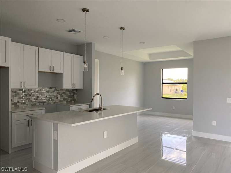 3 bedroom SingleFamilyResidence at 3303 16th St SW, Lehigh Acres, Lehigh Acres — photo 1