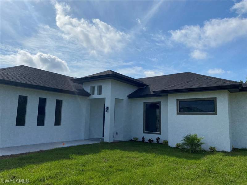 3 bedroom SingleFamilyResidence at 3303 16th St SW, Lehigh Acres, Lehigh Acres — photo 5