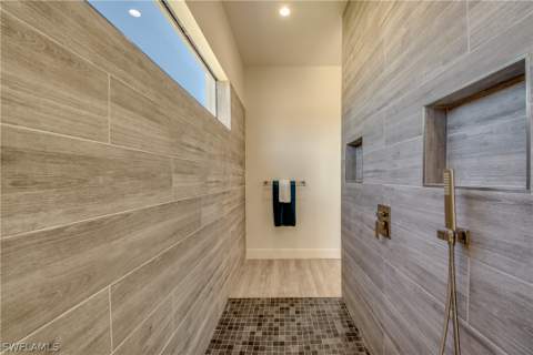1502 SW 28th St, Cape Coral FL - photo 17 of 32