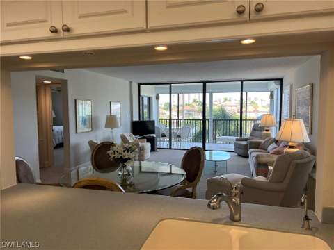 880 Huron Ct 2-306, Marco Island FL - photo 17 of 33