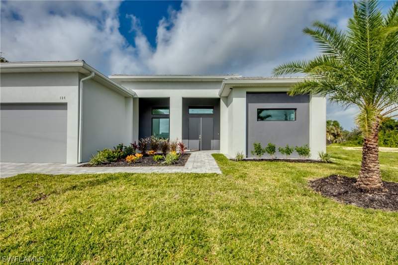 3 bedroom SingleFamilyResidence at 124 SW 16th Pl, Cape Coral, Cape Coral — photo 2