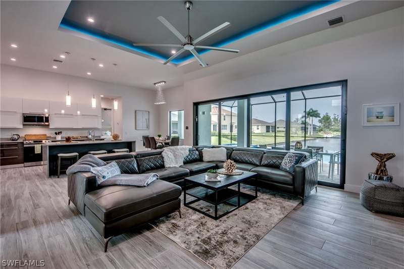 3 bedroom SingleFamilyResidence at 124 SW 16th Pl, Cape Coral, Cape Coral — photo 5