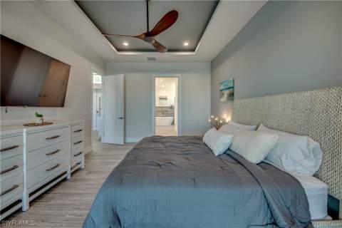 304 NW 13th Ave, Cape Coral FL - photo 18 of 41