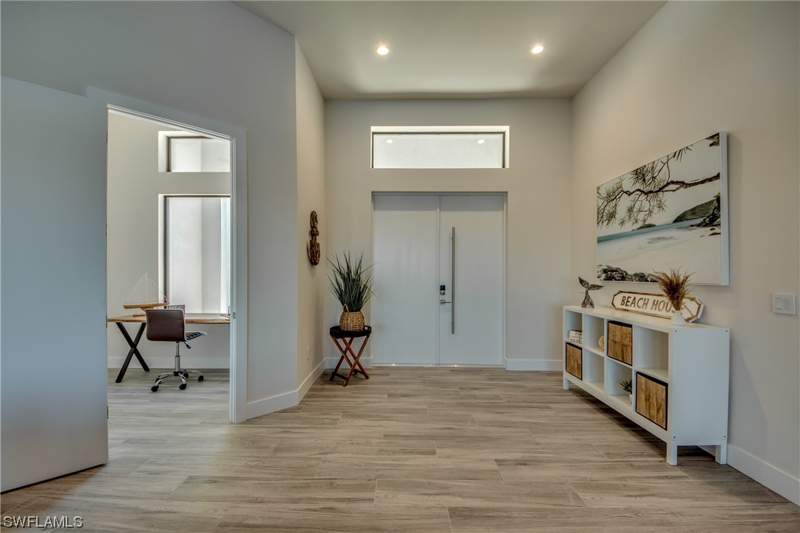 3 bedroom SingleFamilyResidence at 304 NW 13th Ave, Cape Coral, Cape Coral — photo 3