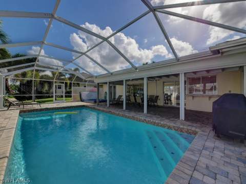 107 SW 58th Ter, Cape Coral FL - photo 11 of 39
