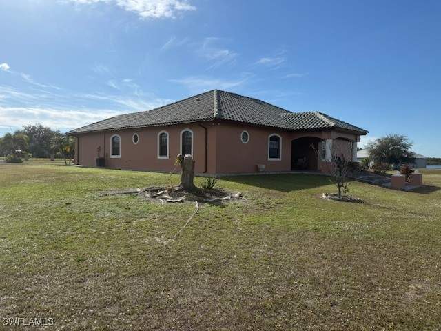 4 bedroom SingleFamilyResidence at 4007 Oak Haven Dr, Labelle Estates, Labelle — photo 3