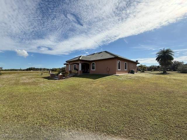 4 bedroom SingleFamilyResidence at 4007 Oak Haven Dr, Labelle Estates, Labelle — photo 5