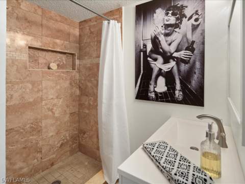 9395 Pennsylvania Ave 20, Bonita Springs FL - photo 12 of 25