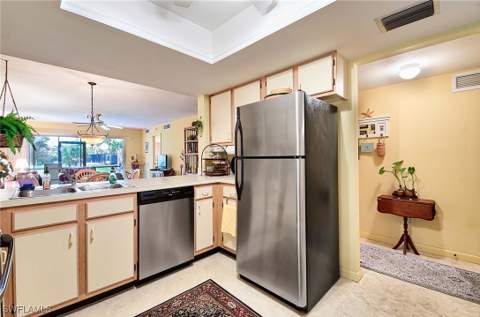 5695 Rattlesnake Hammock Rd B104, Naples FL - photo 9 of 30