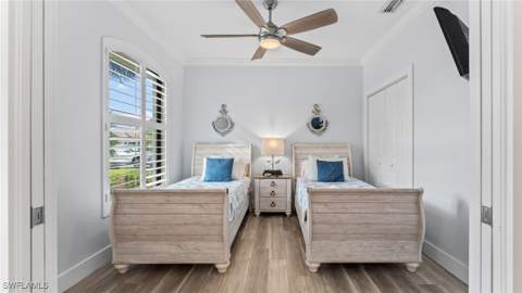 561 94th Ave N, Naples FL - photo 9 of 46