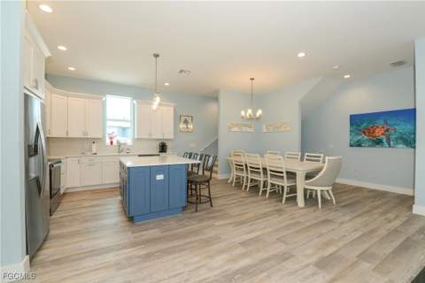 146 Miramar St, Fort Myers Beach FL - photo 11 of 31