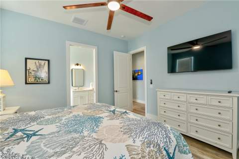 146 Miramar St, Fort Myers Beach FL - photo 9 of 31