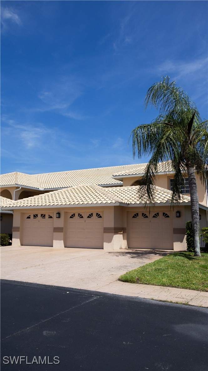 2 bedroom Condominium at 9061 Michael Cir 2, Peridot At Sunstone, Naples — photo 2