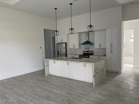345 Diplomat Pkwy E, Cape Coral FL - photo 6 of 18
