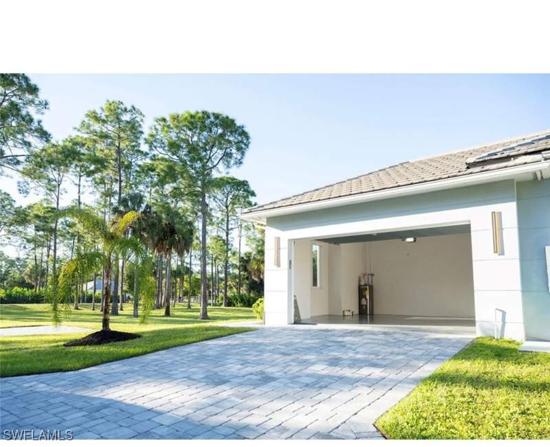 4 bedroom SingleFamilyResidence at 544 31st St SW, Golden Gate Estates, Naples — photo 5