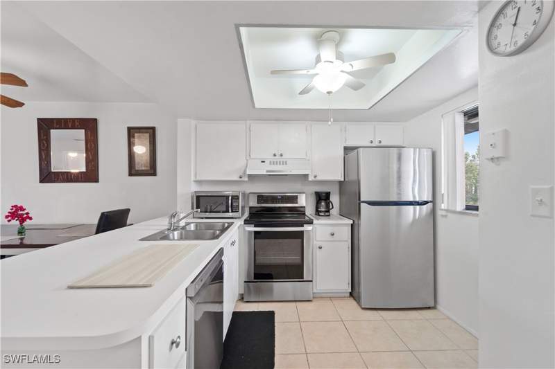 2 bedroom Condominium at 4790 S Cleveland Ave 1505, Pinewood South Condo, Fort Myers — photo 5