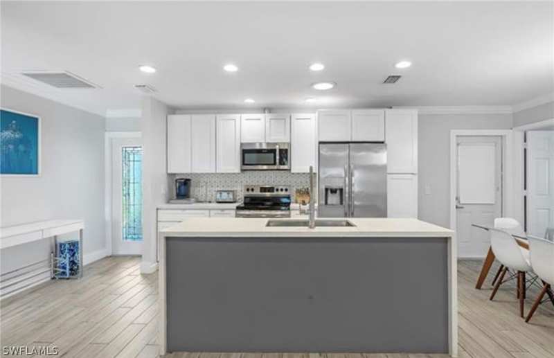 3 bedroom SingleFamilyResidence at 683 102nd Ave N, Naples Park, Naples — photo 1