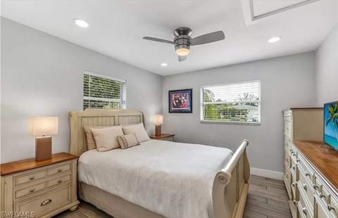 683 102nd Ave N, Naples FL - photo 15 of 18
