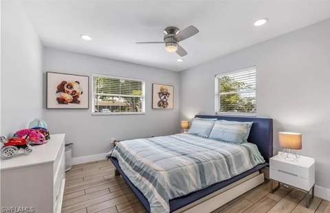 683 102nd Ave N, Naples FL - photo 16 of 18
