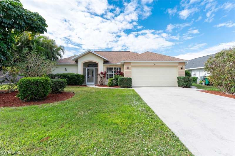 4 bedroom SingleFamilyResidence at 511 Ibis Way, Quail Crossing, Naples — photo 1