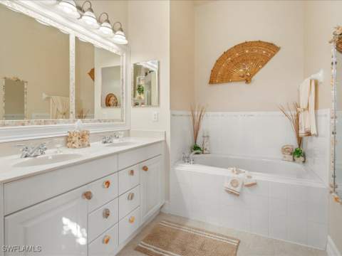 7918 Haven Dr 2, Naples FL - photo 20 of 30