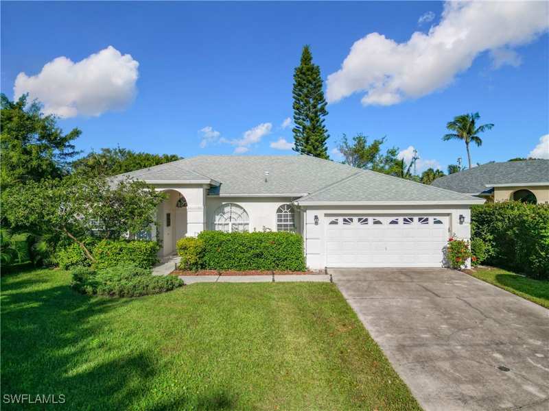 3 bedroom SingleFamilyResidence at 4991 Brixton Ct, Briarwood, Naples — photo 1