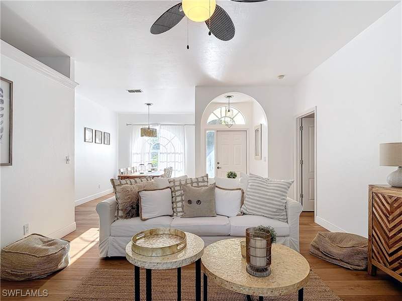 3 bedroom SingleFamilyResidence at 4991 Brixton Ct, Briarwood, Naples — photo 4